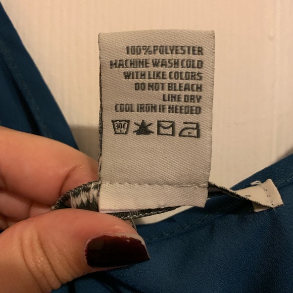 Top - Picture 4 of 4